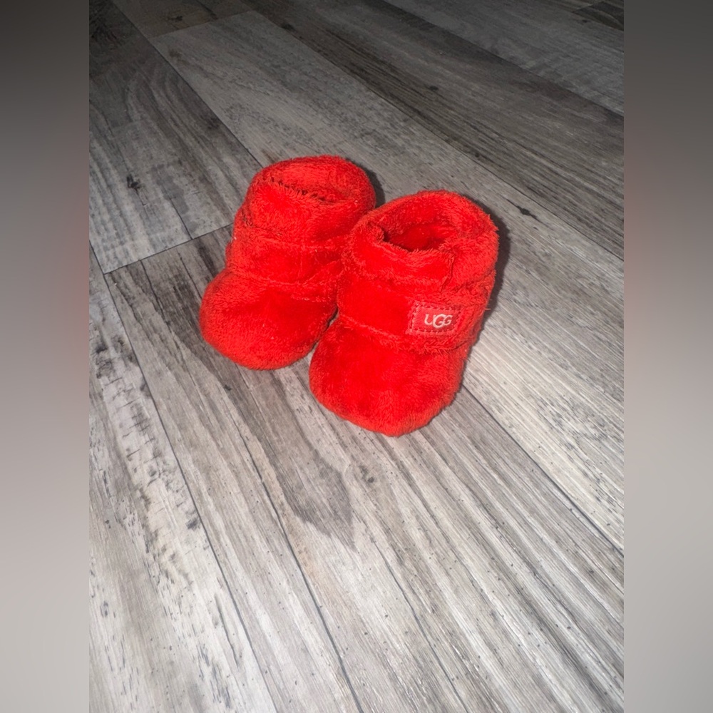 UGG Red newborn Booties